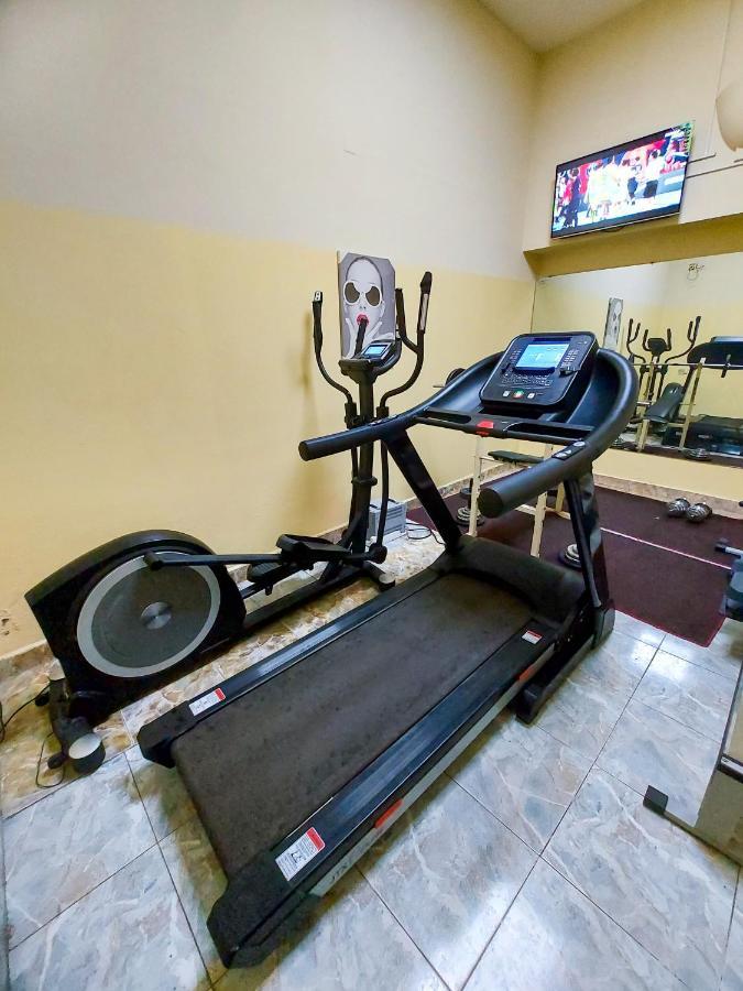 Hotel Relax Киншаса Экстерьер фото