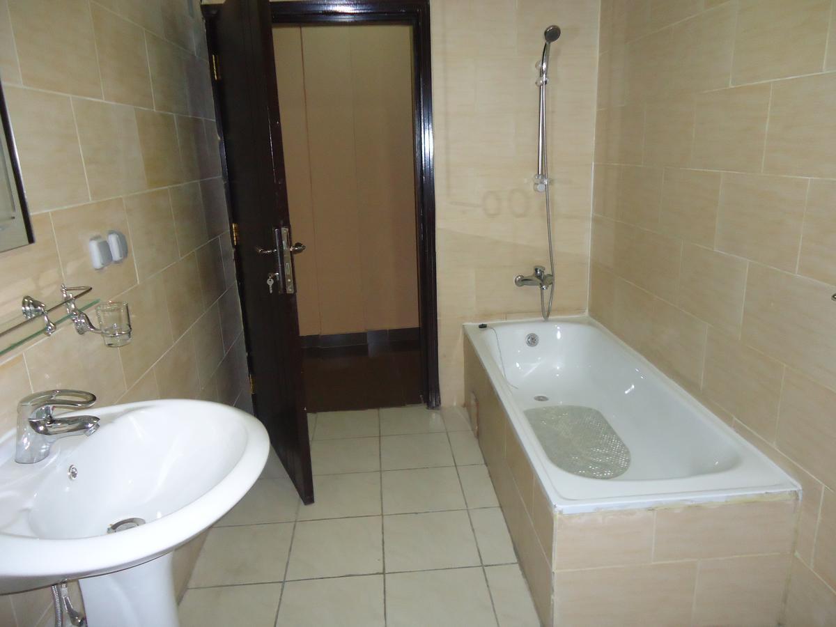 Hotel Relax Киншаса Экстерьер фото